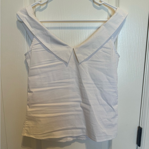 Lulu’s Size Small off the shoulder blouse - Picture 3 of 4